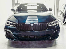 Glossy Black Front Kidney Grille Grill for BMW 5 Series G30 LCI 2021up W/ Camera